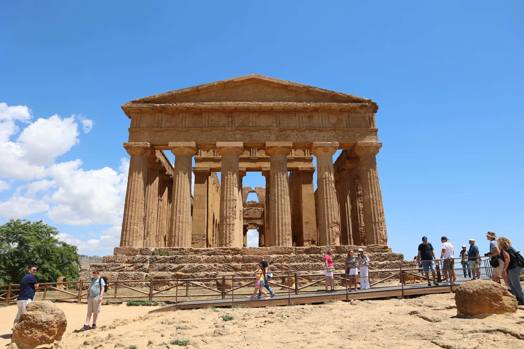 Agrigente : lire la pierre dans la vallée des Temples.