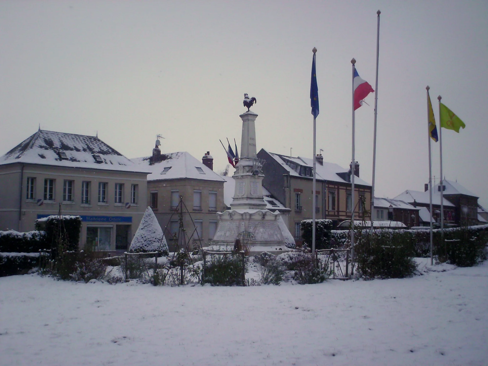 Bresles sous la neige : retrouver un paysage familier.