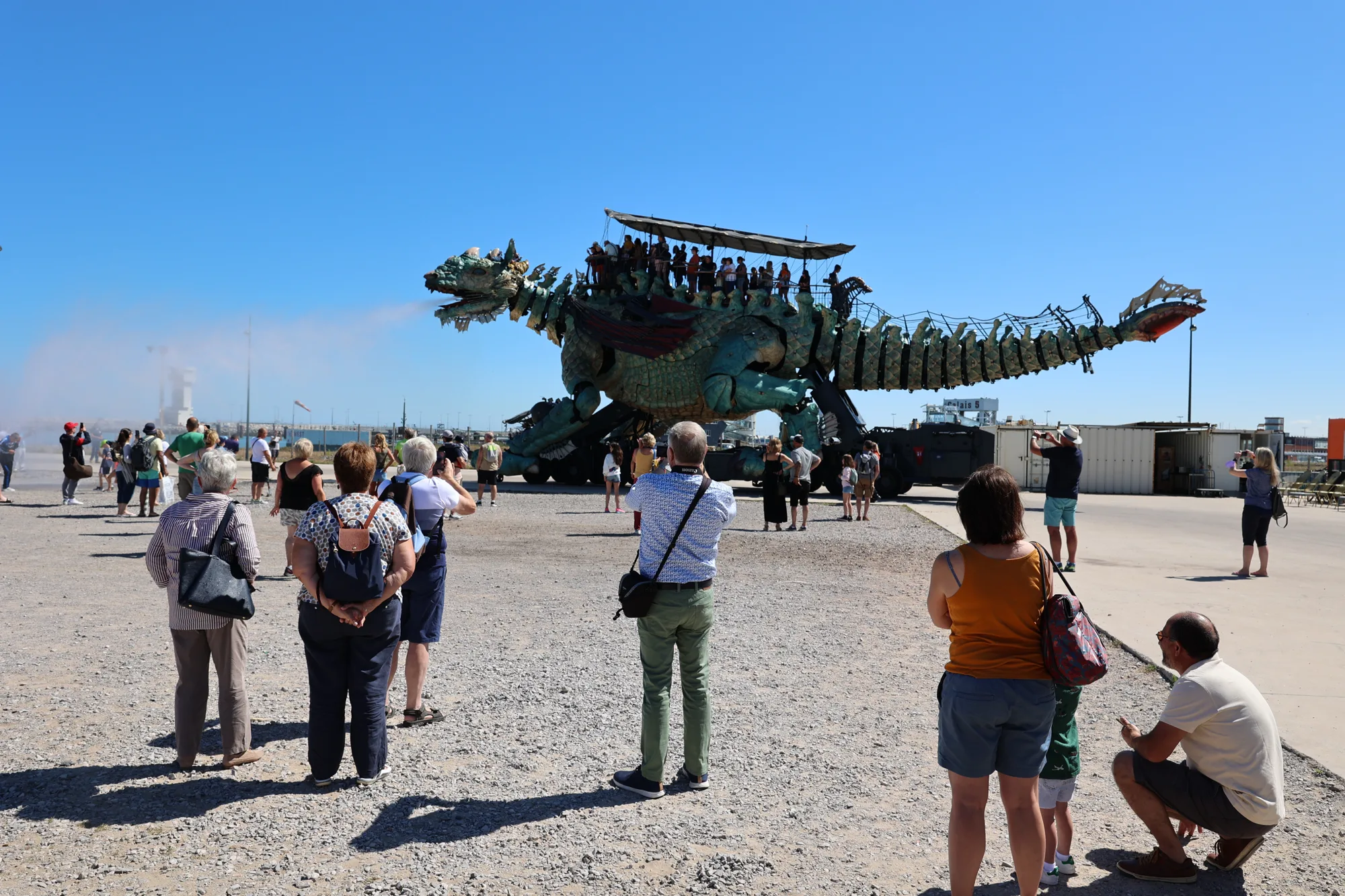 Les articulations du Dragon restent visibles.