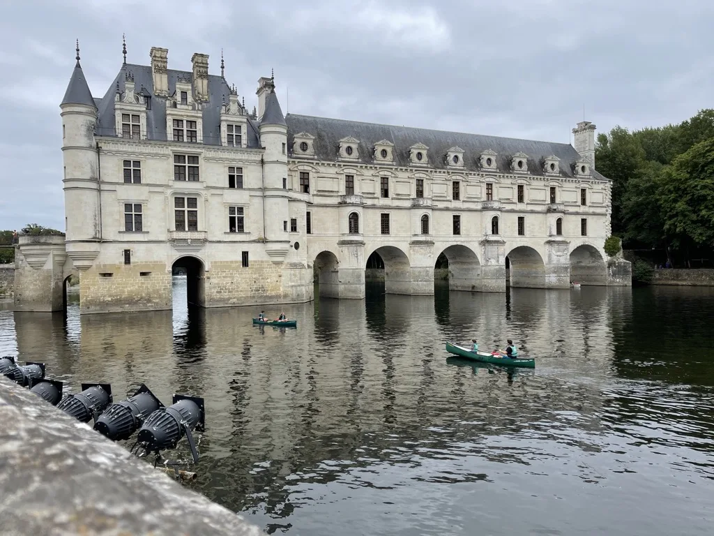 Une perspective depuis les jardins.