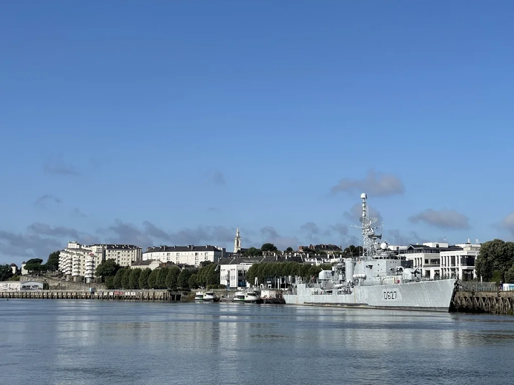 Un dernier regard sur les infrastructures de la Loire.